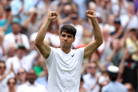 Carlos Alcaraz returned to Wimbledon on Monday as defending men’s singles champion and defeated Mark Lajal to book a second round match against Australian Aleks Vukic.