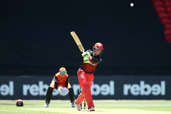 Amy Satterthwaite of the Renegades bats during the WBBL match between the Perth Scorchers and the Melbourne Renegades.
