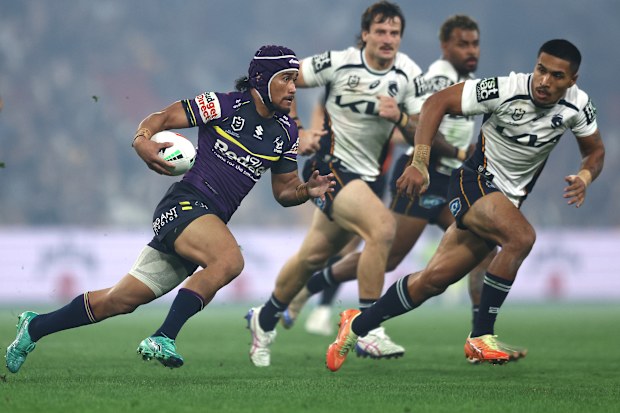 Storm fullback Sualauvi Faalogo loves momentum.