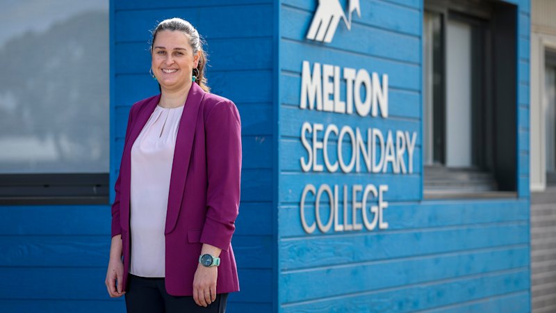 Melbourne public school teachers report regular work-from-home to prevent burnout