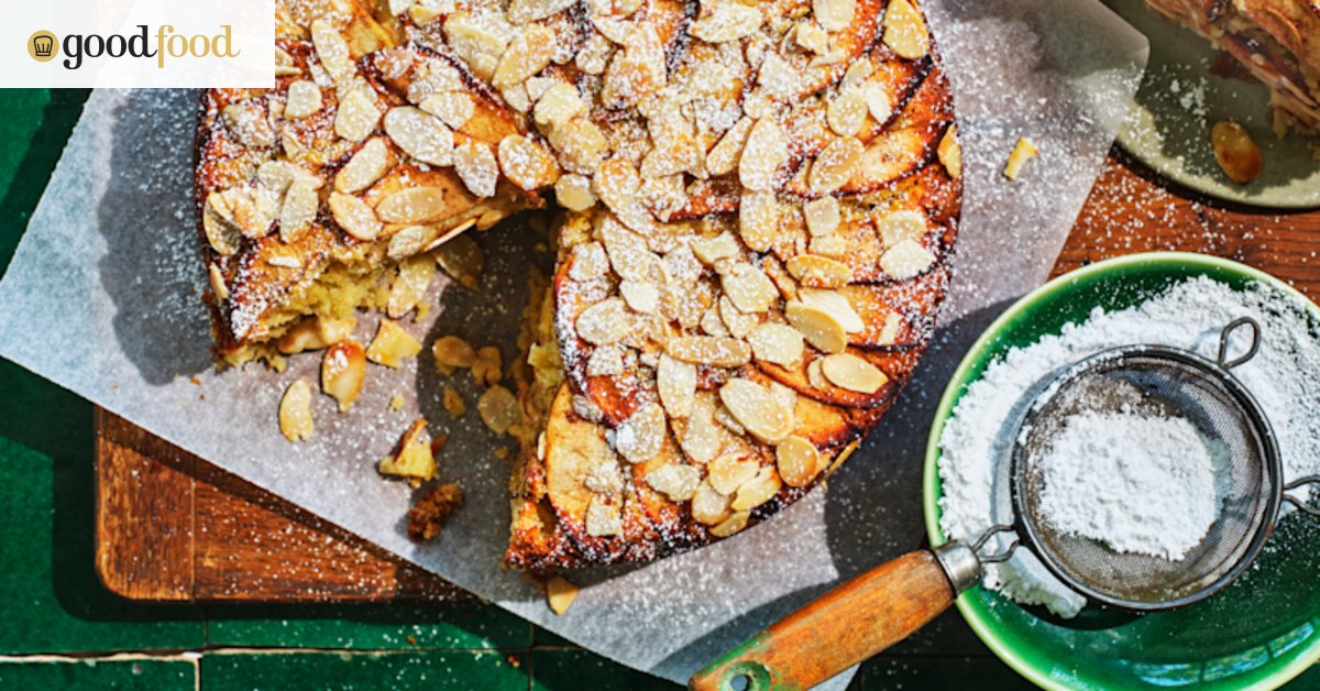 Apple, lemon and ricotta cake