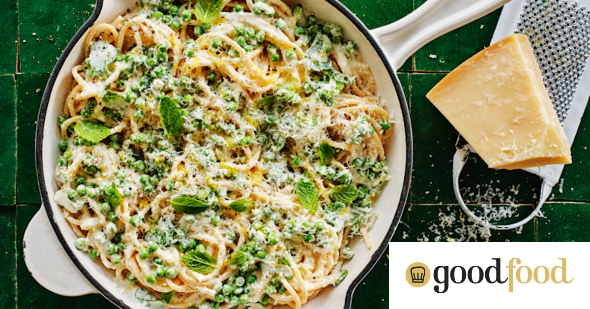 Spaghetti al limone pasta recipe with peas and creme fraiche