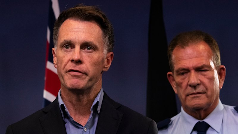 NSW Police reject Minns proposal to arm guards for public Jewish events