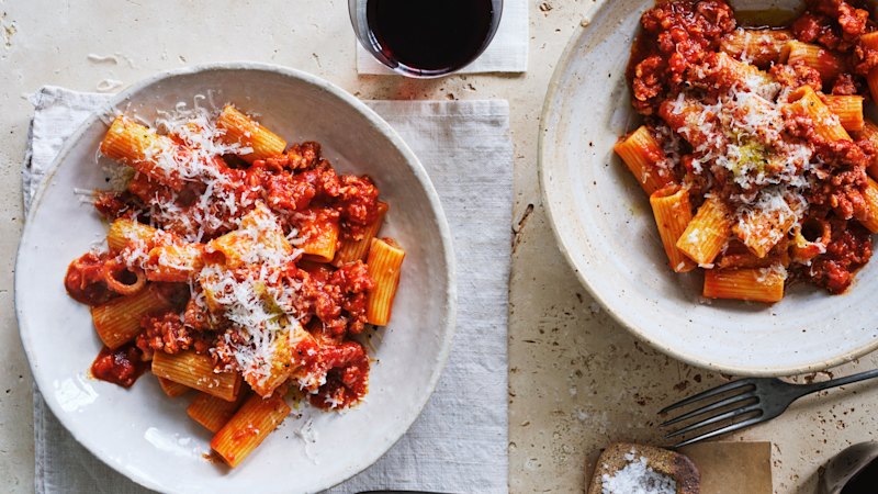 Sydney's Weeknight Wins: Effortless Eats for the Time-Poor But Taste-Rich