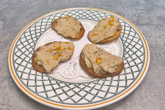 Pigeon liver Melba toast will be one of the snacks on the menu at L’Avant Cave.