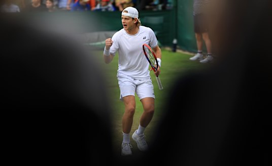 Belgian player Zizou Bergs watches the live rankings religiously.
