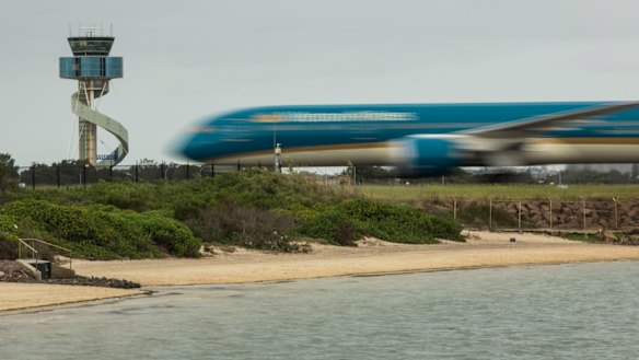 Sydney Airport, for the third consecutive year, paid no income tax despite growing total income to $1.6 billion.