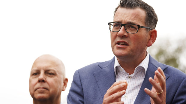 Victorian Premier Daniel Andrews has invited foreign firms to bid for major transport projects. 