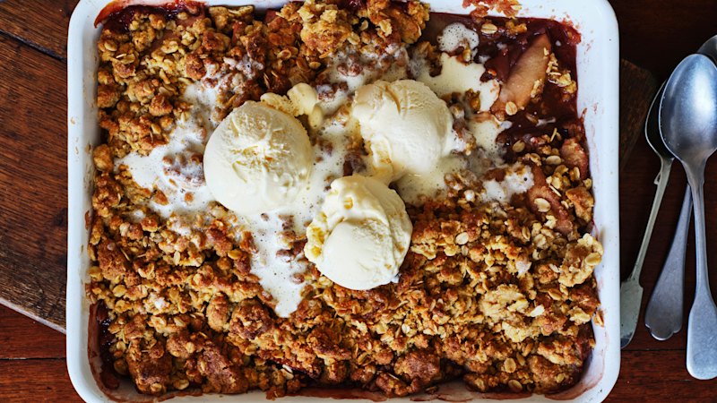 Adam Liaw shares a red wine apple crumble recipe