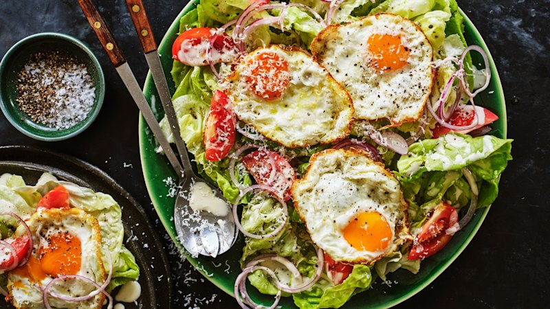 Fried egg salad with honey mustard dressing