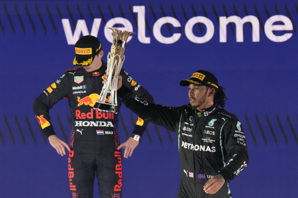 Hamilton wins crazy Saudi GP to level with Verstappen