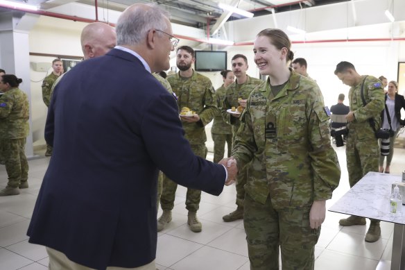 Prime Minister Scott Morrison meets with Australian troops during his visit to Al Minhad in UAE.