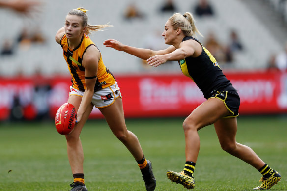 Sophie Locke in a practice match against Richmond at the MCG.