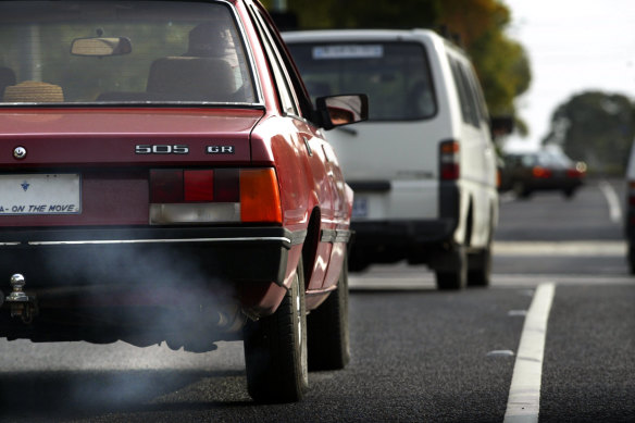 Electric vehicles are key to reducing vehicle transport emissions, the NRMA says.