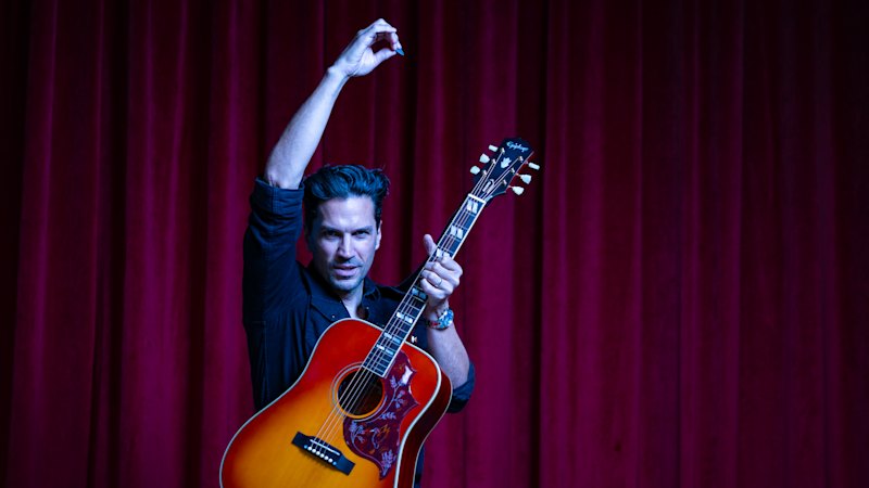 If you love Neil Diamond, you’ll love this show. Just try not to sing along