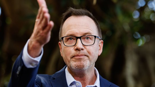 New Greens leader David Shoebridge will be judged on whether he can present a vision for the majority of Australians. 