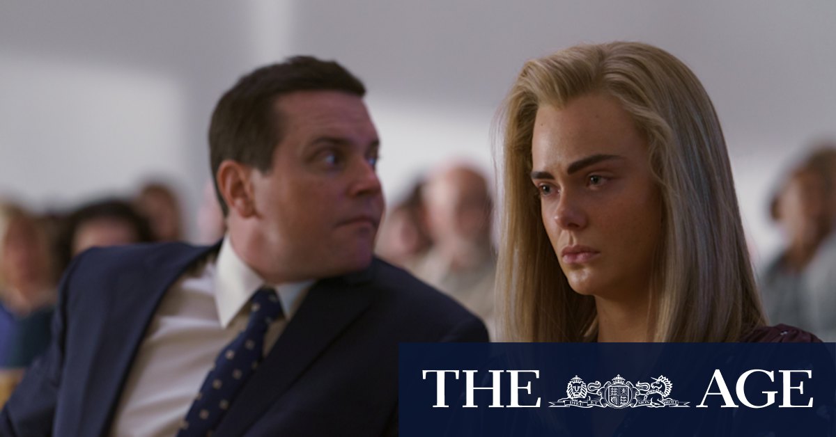 Elle Fanning is chilling in grim, compelling 'texting suicide' drama - Vimarsana News