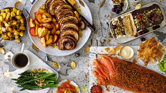 'Tis the season for fabulous food spreads.