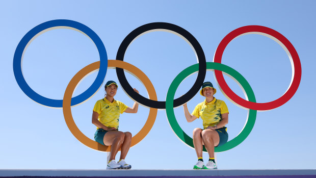 Minjee Lee (left) and Hannah Green.