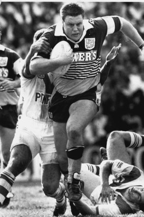 A rare try to the rampaging Glenn Lazarus in 1992.