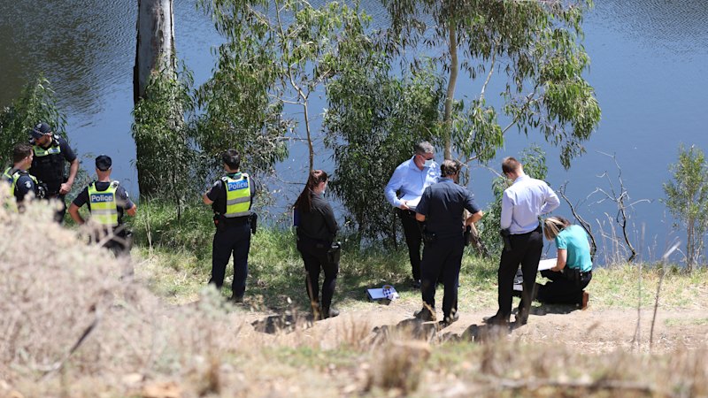 Man’s body found in river west of Melbourne