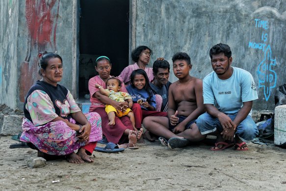 Magas (right) with his family in the Rote Island village of Papela. “I have been to Australia more than 20 times, and not once caught,” he says. 