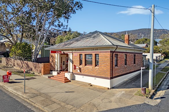The Kandos post office was designed by the Government Architect at the time.