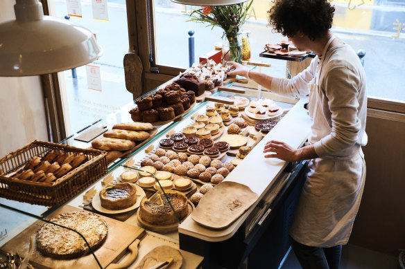 Tapisserie: a haven for pastry aficionados, the Clamatarte is a must-try.