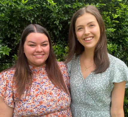 From left Laura Xerri and Brooke Lane started their teaching careers at Emu Heights Public School during the COVID-19 pandemic.