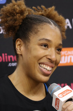 Rebecca Cole urges Southside Flyers as Townsville Fire takes 1-0 lead in series