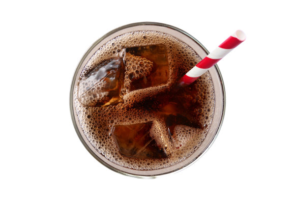 Sugary and artificially sweetened soft drinks were also associated with an earlier risk of death. 