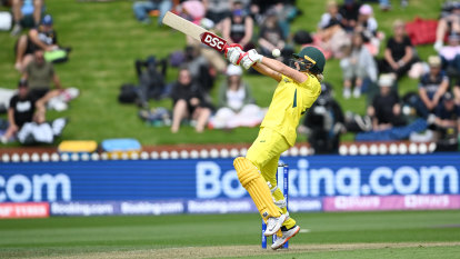 Gardner shrugs off COVID to star as Australia thrash New Zealand
