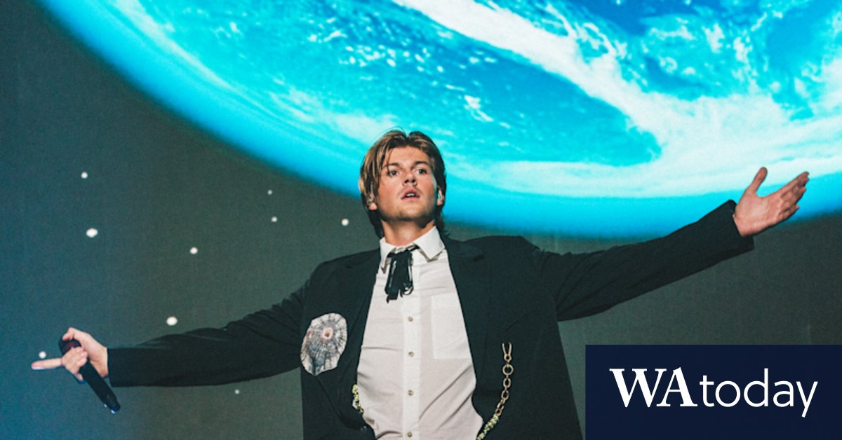 Ruel Melbourne show review: Singer delights fans at Margaret Court Arena - Vimarsana News