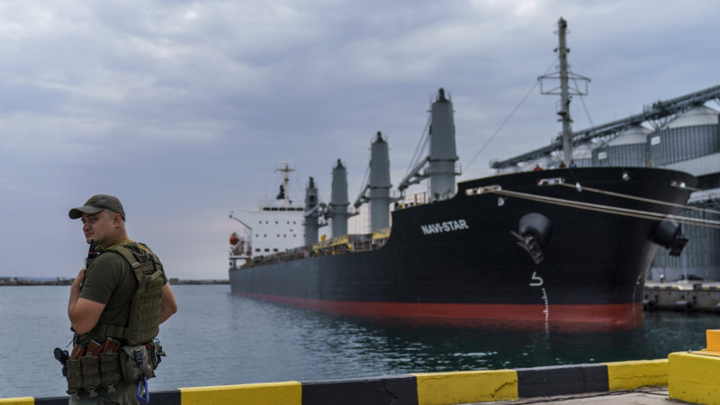 Ukrayna tahıl gemisi, Rus işgalinden bu yana ilk kez Odesa'dan ayrıldı