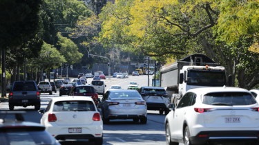 One lane of car traffic on Coronation Drive would switch to a dedicated bus-only lane, if the Greens win the March 2024 Council election. They say they will not fund $130 million in road widening projects to instead fund new bus lanes and bus routes.