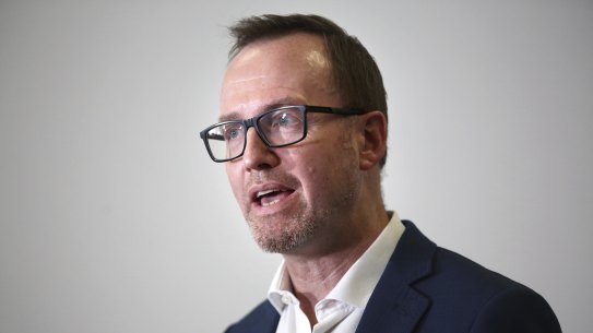 Greens senator David Shoebridge has warned against giving the new national commission the power to punish the media if it obtained information about an investigation.