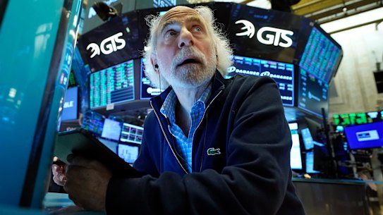 Wall Street’s benchmark index officially fell into a bear market on Monday in New York.