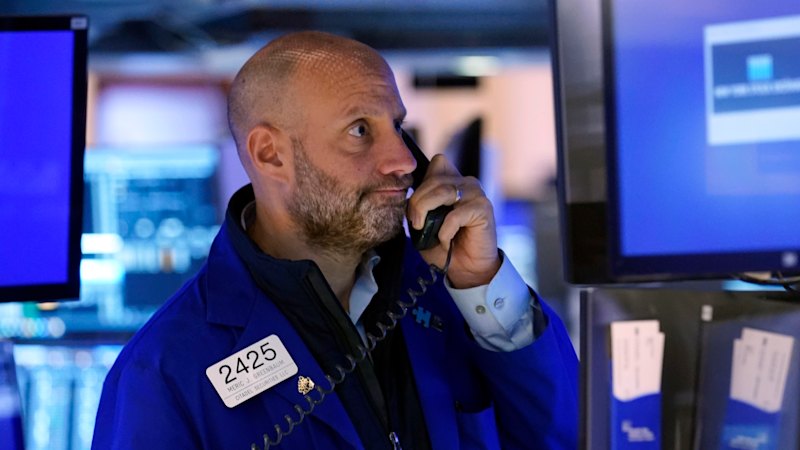 S&P 500 snaps winning streak as Middle East war shadow persists