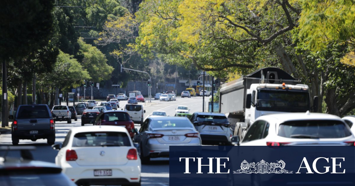 Greens want to ban cars in more traffic lanes to give buses a clear run - Vimarsana News