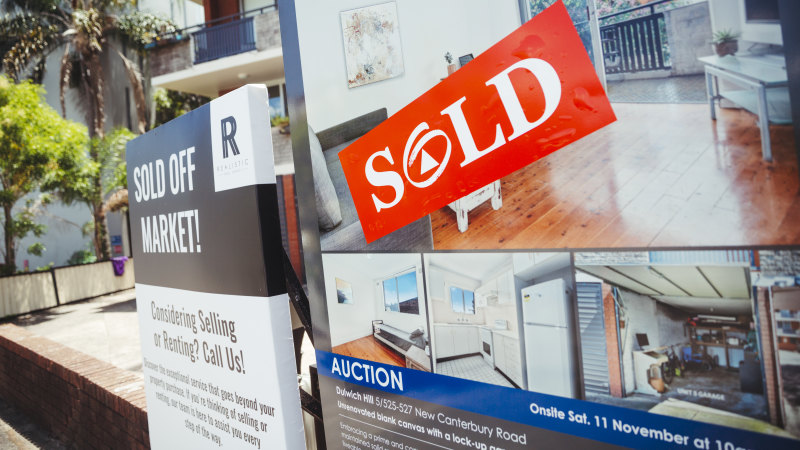 Business defaults soar as Australian house prices outpace the globe