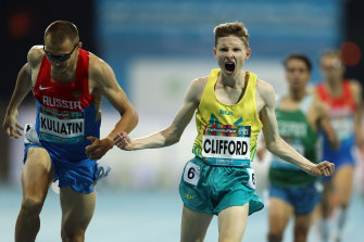 Australian Jaryd Clifford wins gold in the vision-impaired 1500m in world record time at the world para athletics championships.