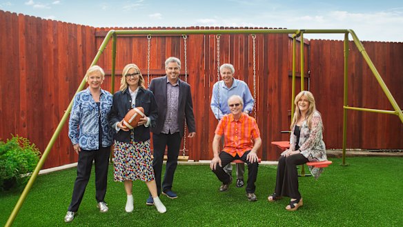The Brady kids: Eve Plumb (Jan), Maureen McCormick (Marcia), Christopher Knight (Peter), Barry Williams (Greg), Mike Lookinland (Bobby) and Susan Olsen (Cindy).