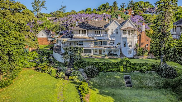 The Elaine mansion as it was.