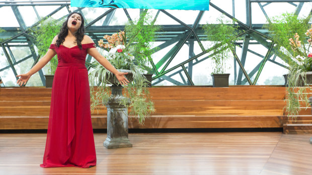 Perth soprano Fleuranne Brockway has won a grant that opens up opportunities in Germany. 