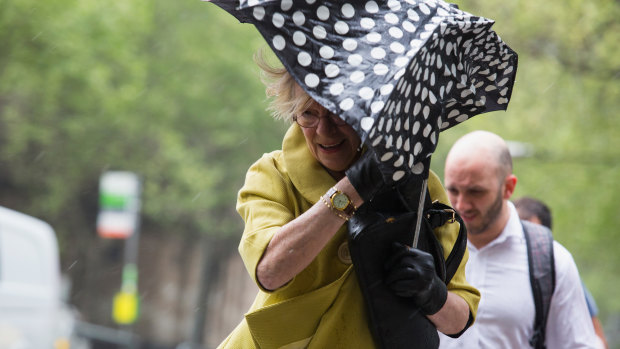 Brace yourself for very strong wind and light rain on Tuesday, as a cold front sweeps the state.