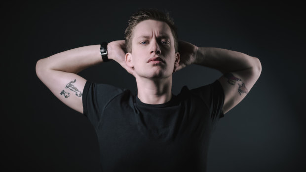 Daniel Sloss.