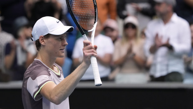 Jannik Sinner moved into the fourth round of the Australian Open with little ado.