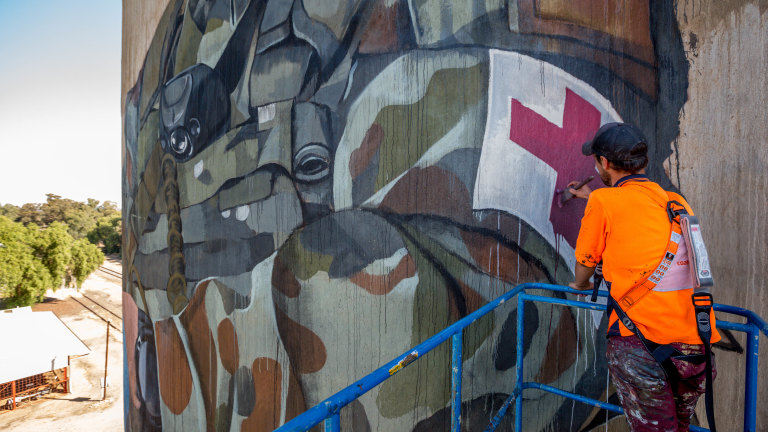 pix Anzac Silo Art Devenish on the eve of anzac day war mural