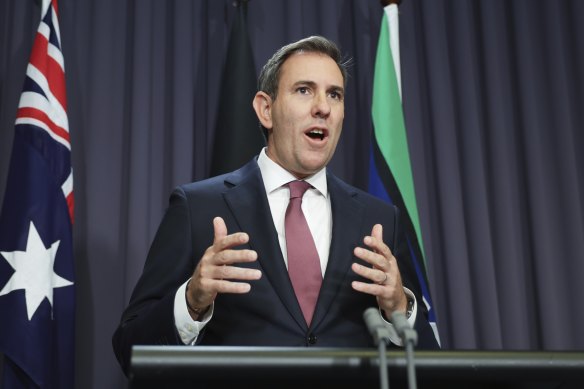 Treasurer Jim Chalmers will reveal plans to offer state governments extra cash so they undertake reforms that will improve the economy.