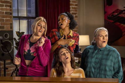 Girls5eva: Busy Philipps as Summer, Renée Elise Goldsberry as Wickie, Sara Bareilles as Dawn, Paula Pell as Gloria.